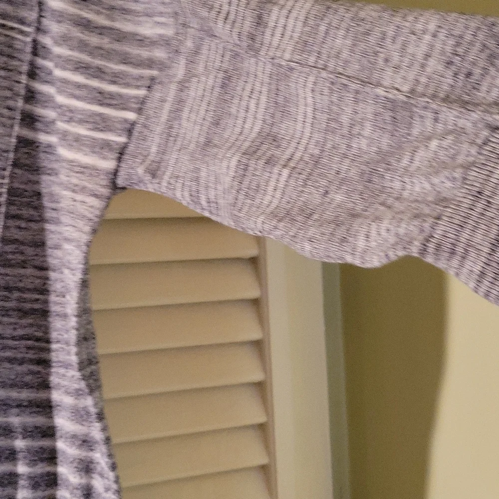 Womens Sweater - Picture 4 of 8